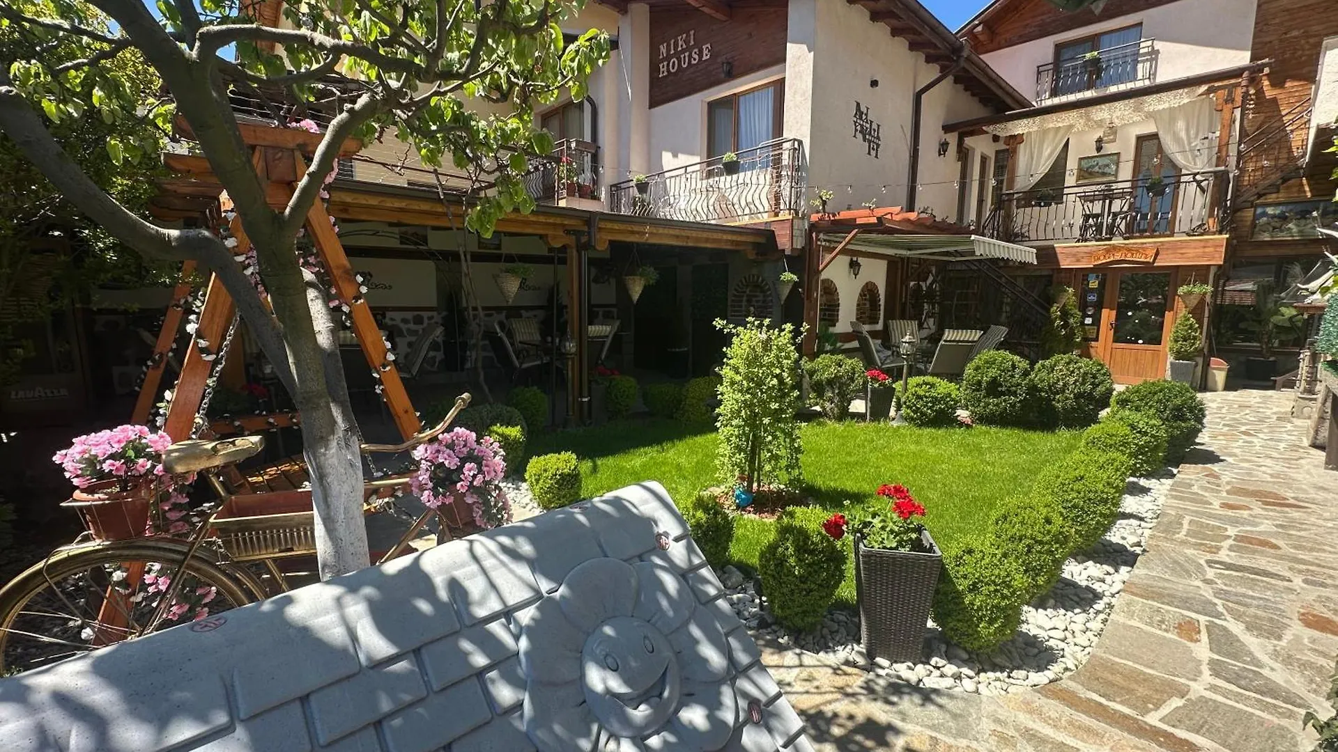 فندق Niki House بانسكو